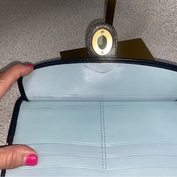 Coach Legacy Kisslock and Turnlock Tan and Black Wallet EUC - Picture 8 of 16